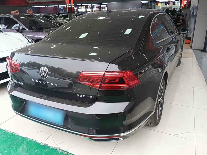 Фото 4 - Volkswagen Magotan