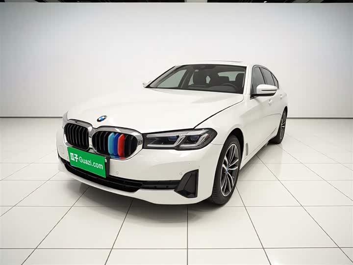Фото 2 - BMW 5 Series