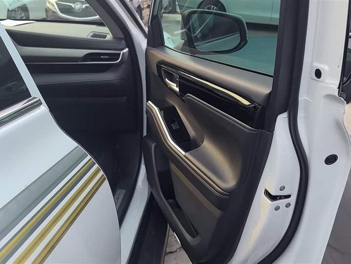 Фото 8 - Toyota Highlander