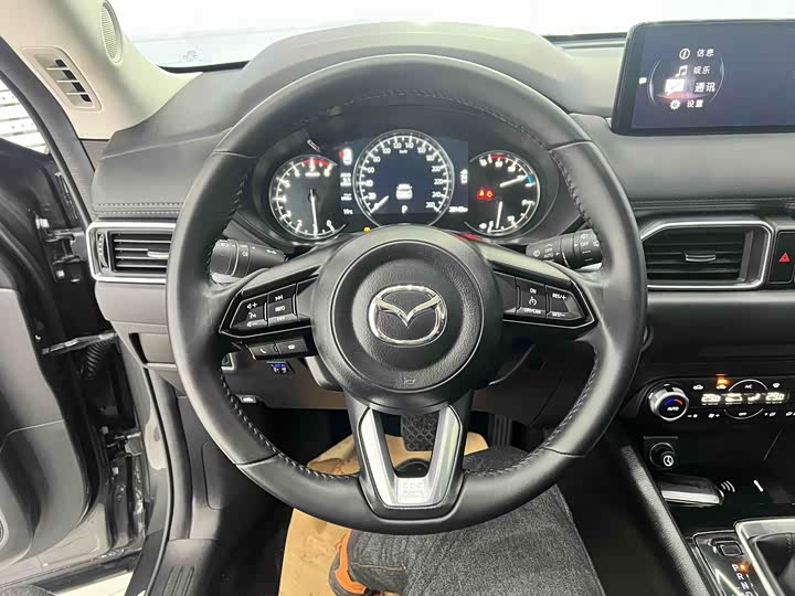 Фото 7 - Mazda CX-5