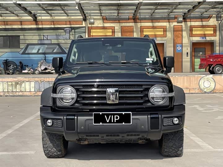 Фото 2 - Tank 300