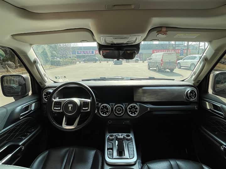 Фото 5 - Tank 300