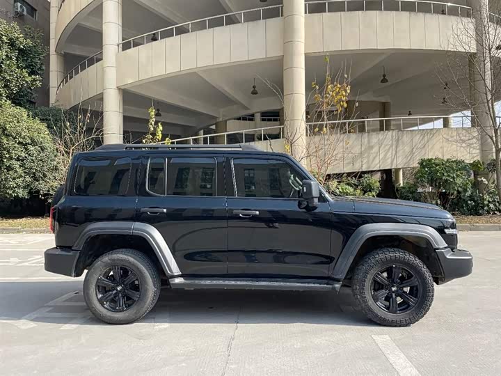 Фото 8 - Tank 300