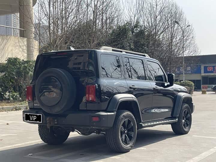 Фото 9 - Tank 300