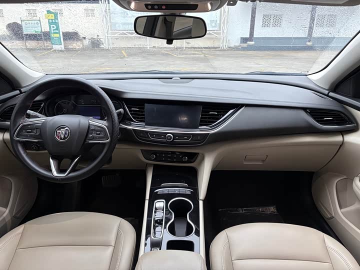 Фото 9 - Buick Regal