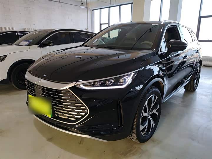 Фото 2 - BYD Tang Hybrid/EV