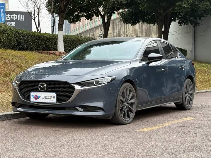 Фото 1 - Mazda 3 (Axela)