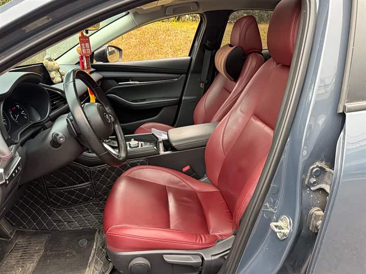 Фото 8 - Mazda 3 (Axela)