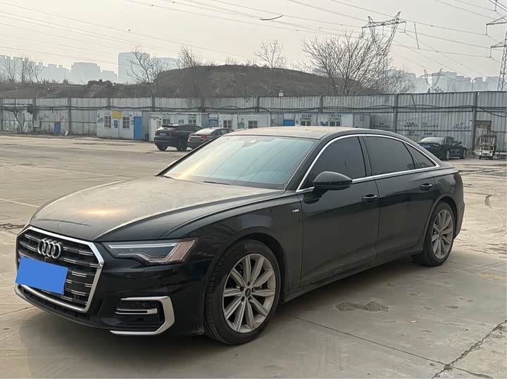 Фото 1 - Audi A6L