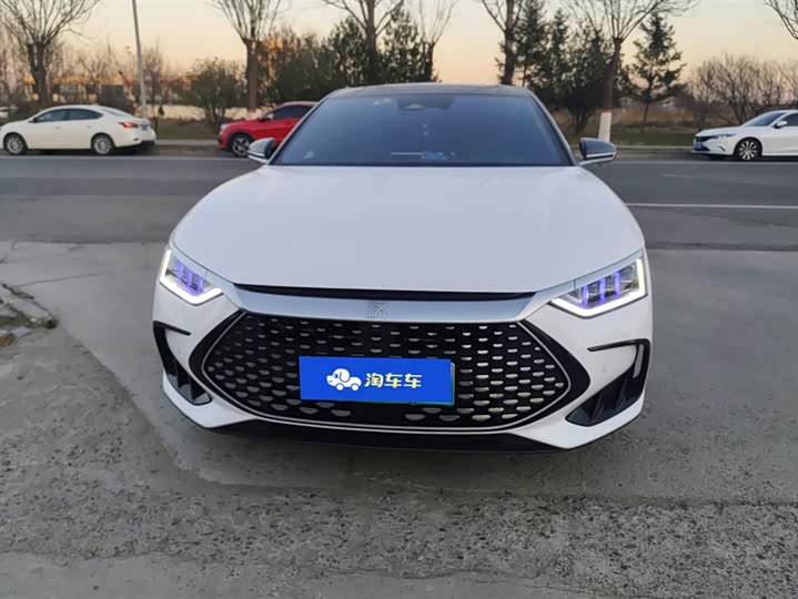 Фото 2 - BYD Han