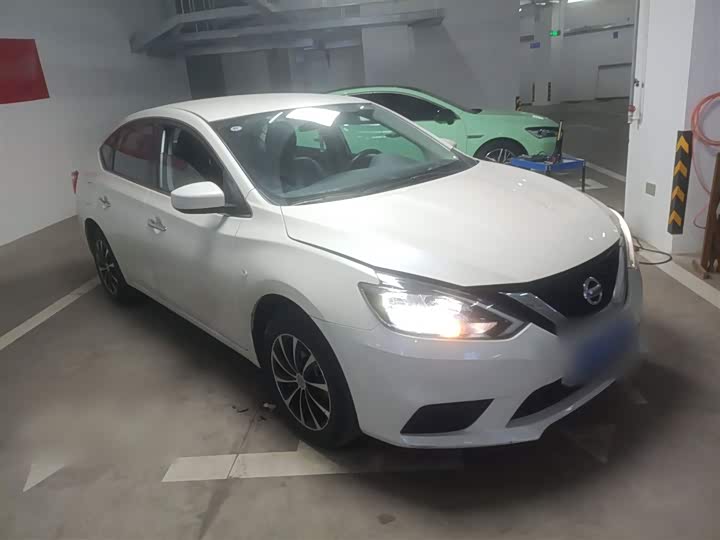 Фото 4 - Nissan Sylphy