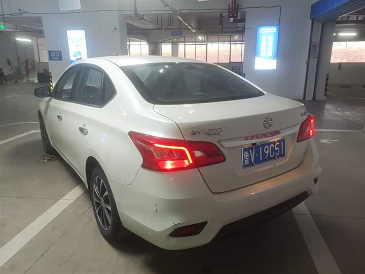 Фото 5 - Nissan Sylphy