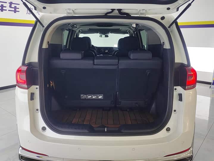 Фото 4 - GAC Trumpchi M8