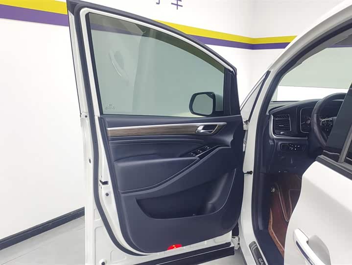 Фото 7 - GAC Trumpchi M8