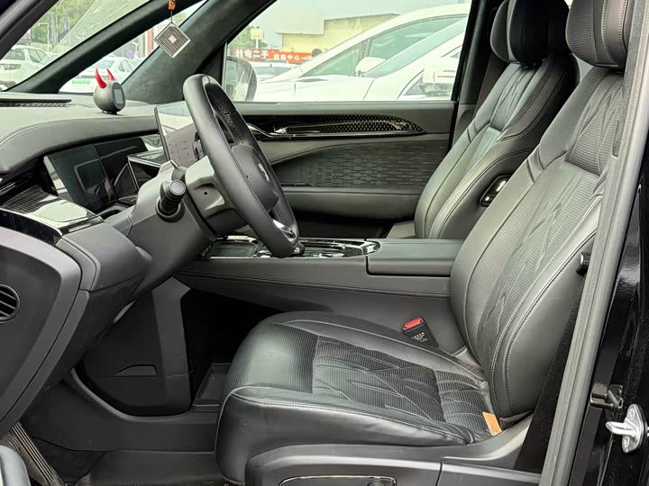 Фото 9 - Zeekr 009