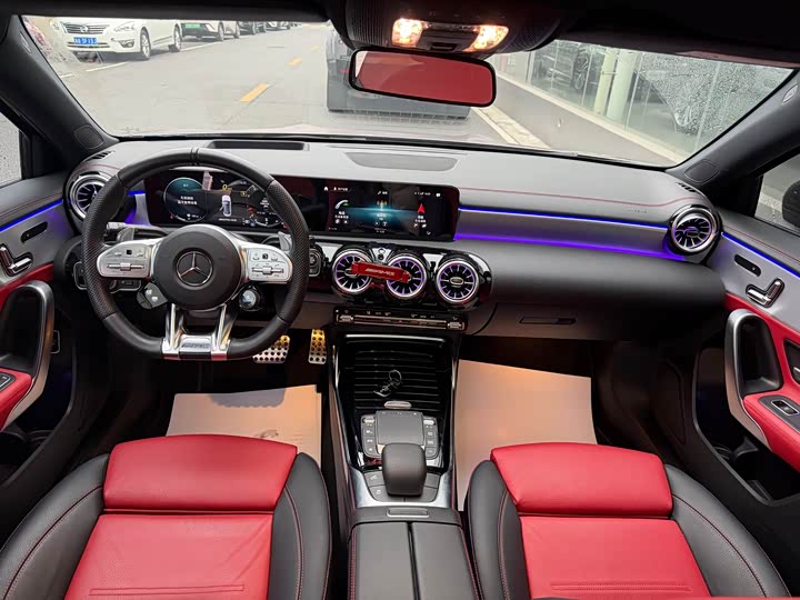 Фото 7 - Mercedes-Benz A-Class AMG