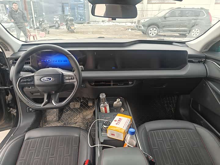 Фото 4 - Ford Mondeo