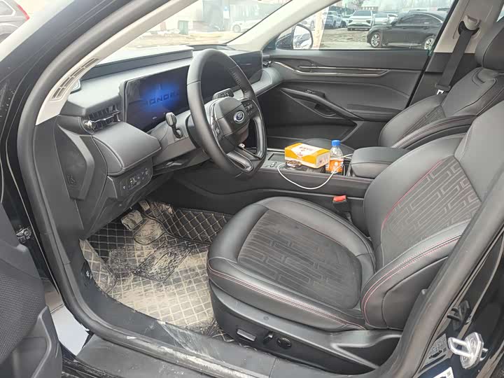 Фото 5 - Ford Mondeo