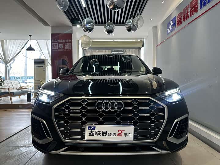 Фото 2 - Audi Q5L