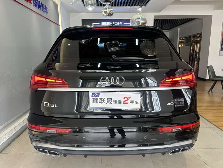 Фото 6 - Audi Q5L