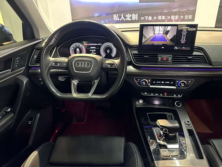 Фото 9 - Audi Q5L