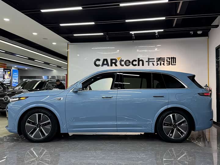 Фото 2 - LiXiang L7