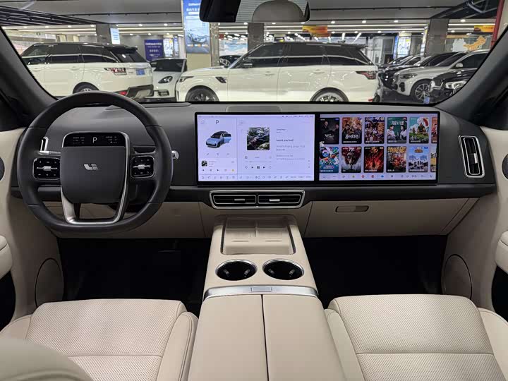 Фото 8 - LiXiang L7