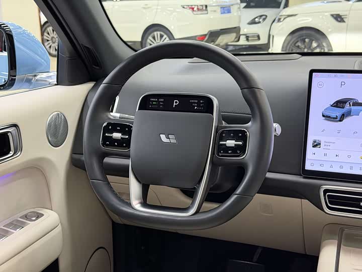 Фото 9 - LiXiang L7