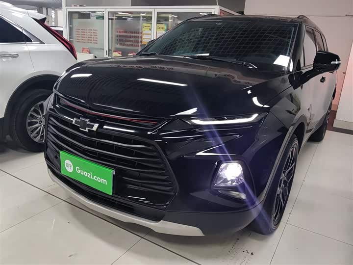 Фото 1 - Chevrolet Blazer