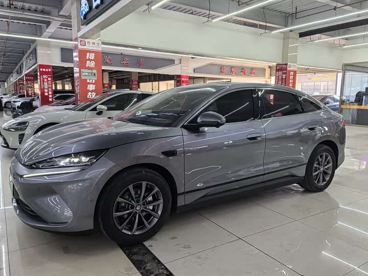 Фото 3 - BYD Qin L