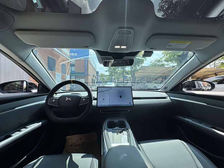 Фото 5 - XPeng Mona M03