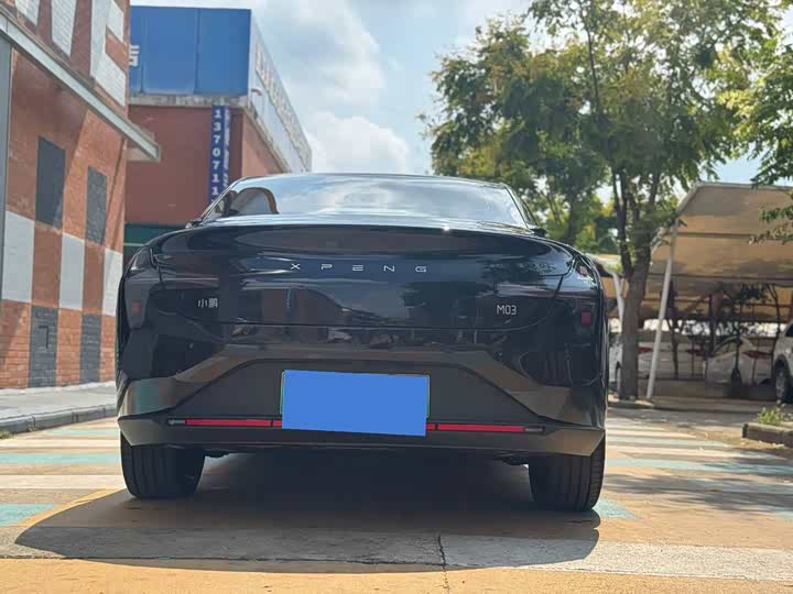 Фото 8 - XPeng Mona M03