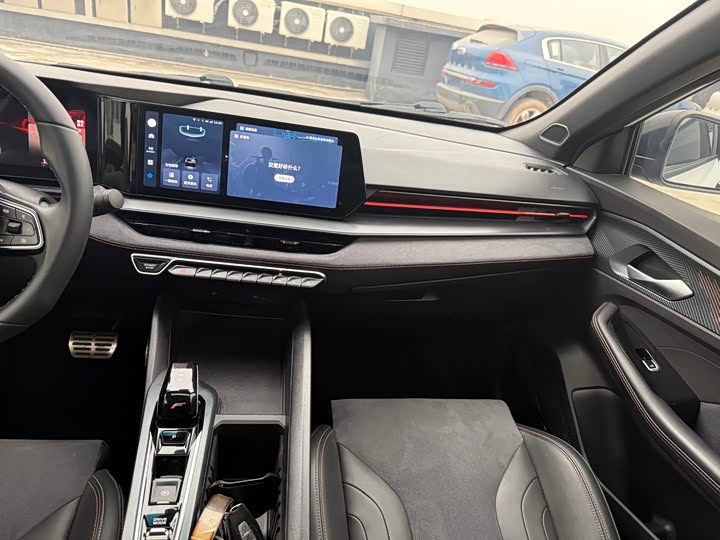 Фото 8 - Geely Binrui