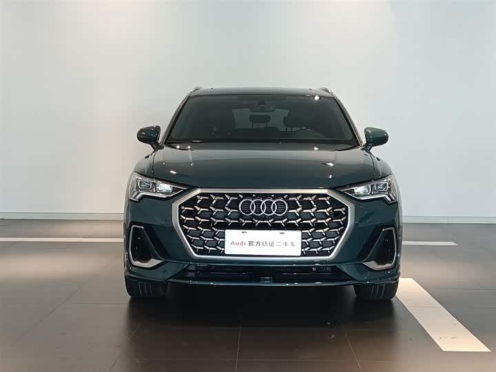 Фото 2 - Audi Q3