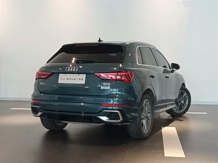 Фото 4 - Audi Q3