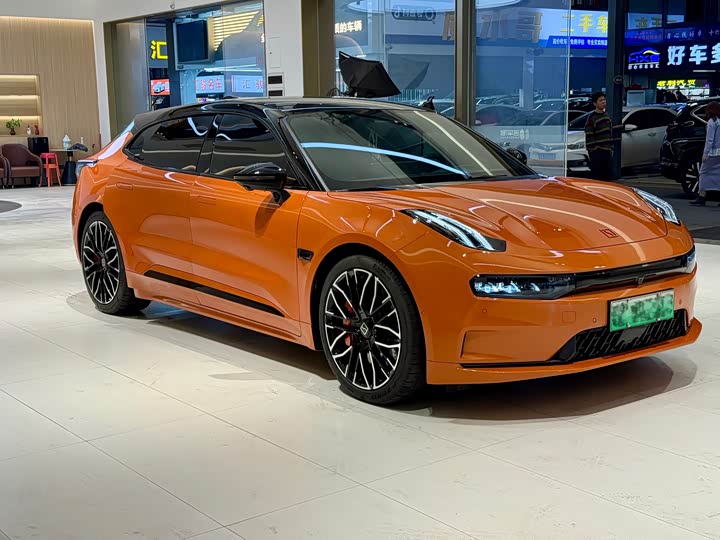 Фото 3 - Zeekr 001