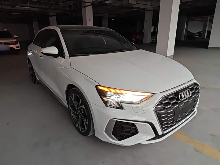 Фото 4 - Audi A3