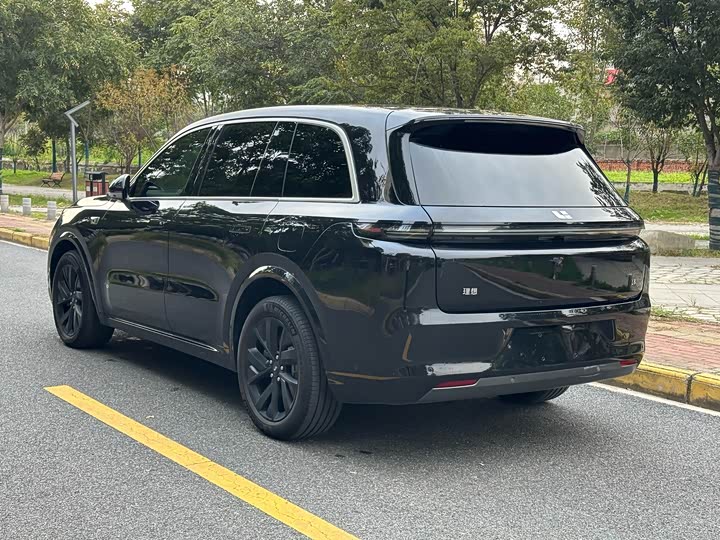 Фото 6 - LiXiang L8