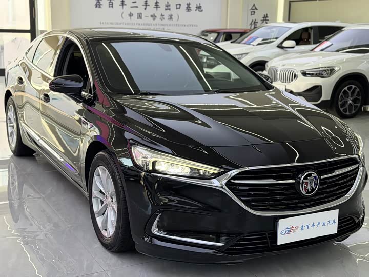 Фото 3 - Buick LaCrosse