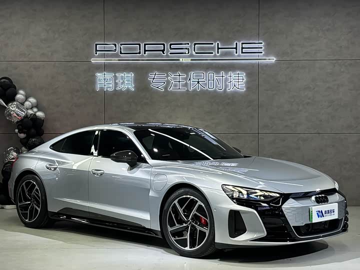 Фото 3 - Audi RS e-tron GT