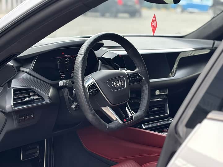 Фото 8 - Audi RS e-tron GT