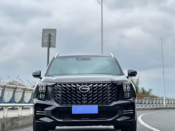 Фото 2 - GAC Trumpchi GS8