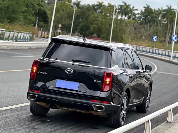 Фото 3 - GAC Trumpchi GS8