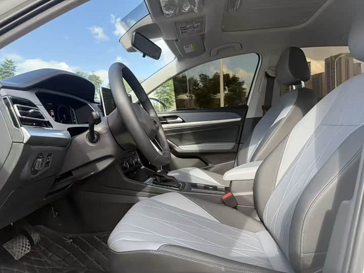 Фото 6 - Volkswagen Lavida