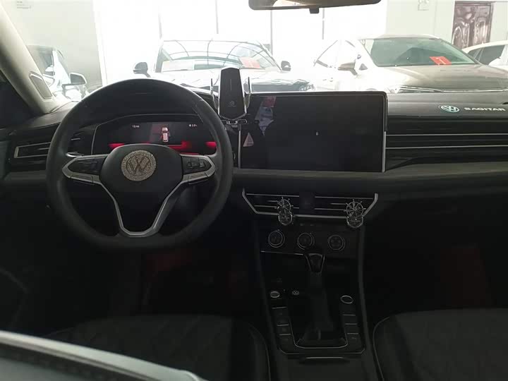 Фото 9 - Volkswagen Sagitar L