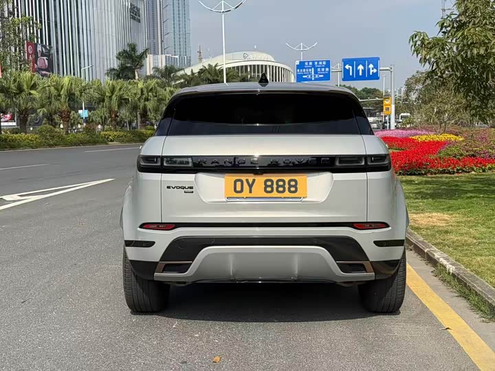 Фото 6 - Land Rover Range Rover Evoque L