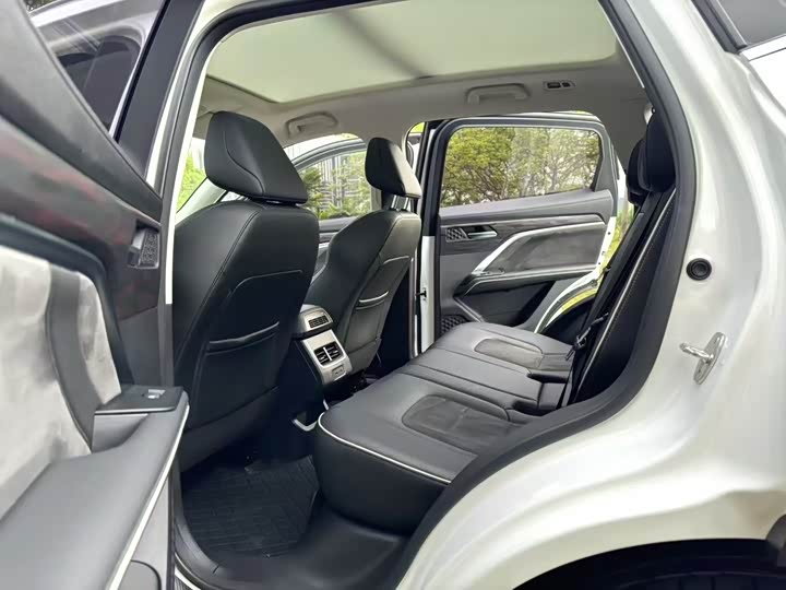 Фото 6 - Haval H6