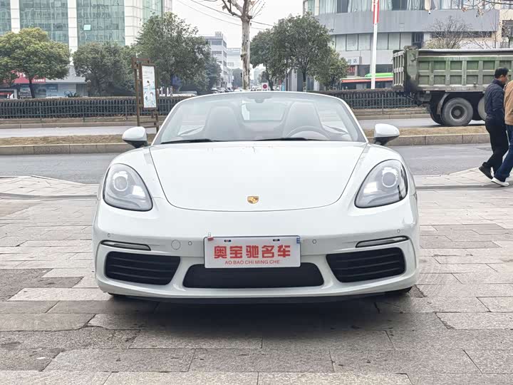 Фото 2 - Porsche 718