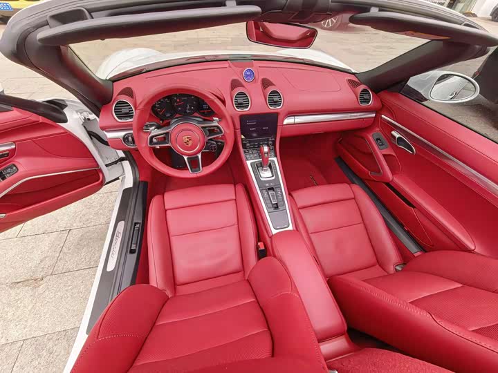 Фото 8 - Porsche 718