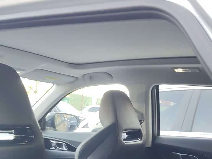 Фото 7 - Changan Oshan Z6